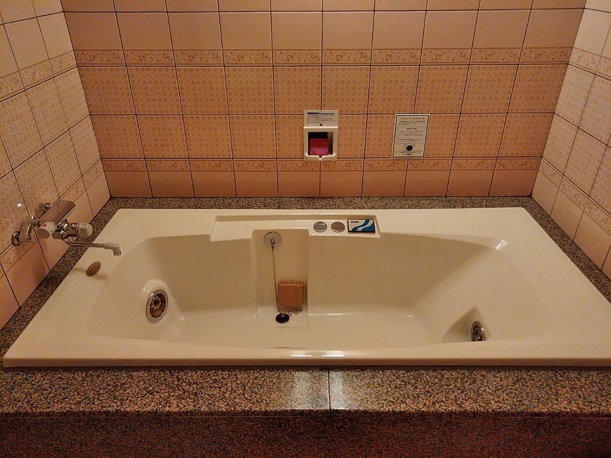 Hotel Liberty Kochi (Adults Only) المظهر الخارجي الصورة