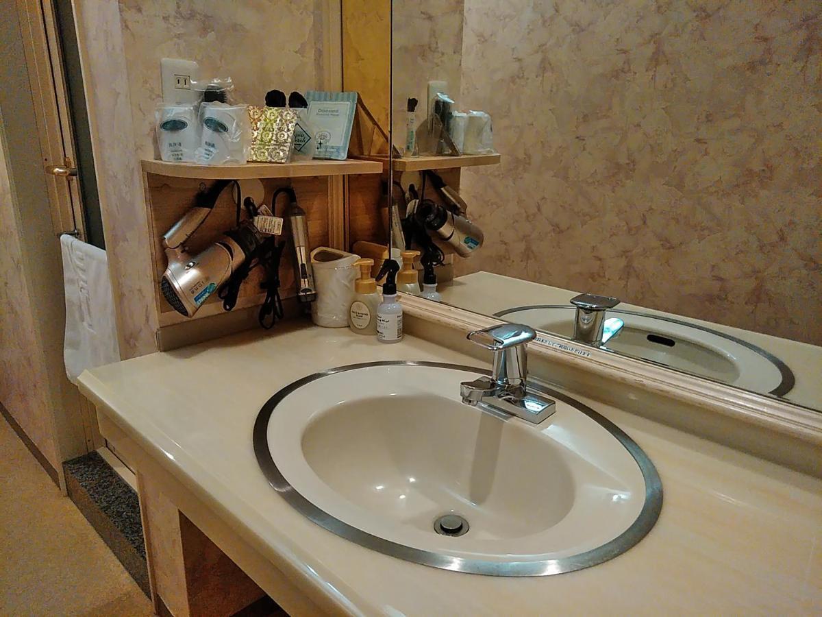 Hotel Liberty Kochi (Adults Only) المظهر الخارجي الصورة