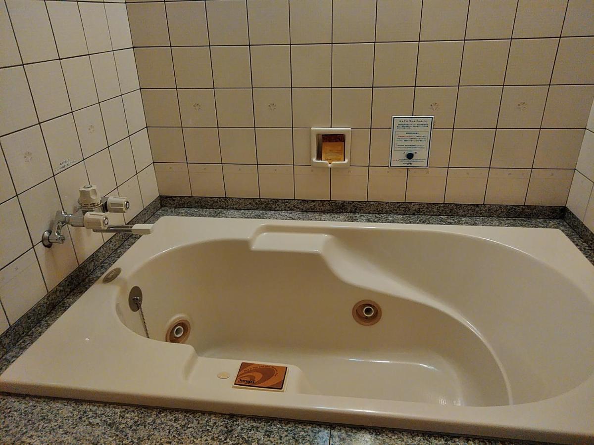 Hotel Liberty Kochi (Adults Only) المظهر الخارجي الصورة