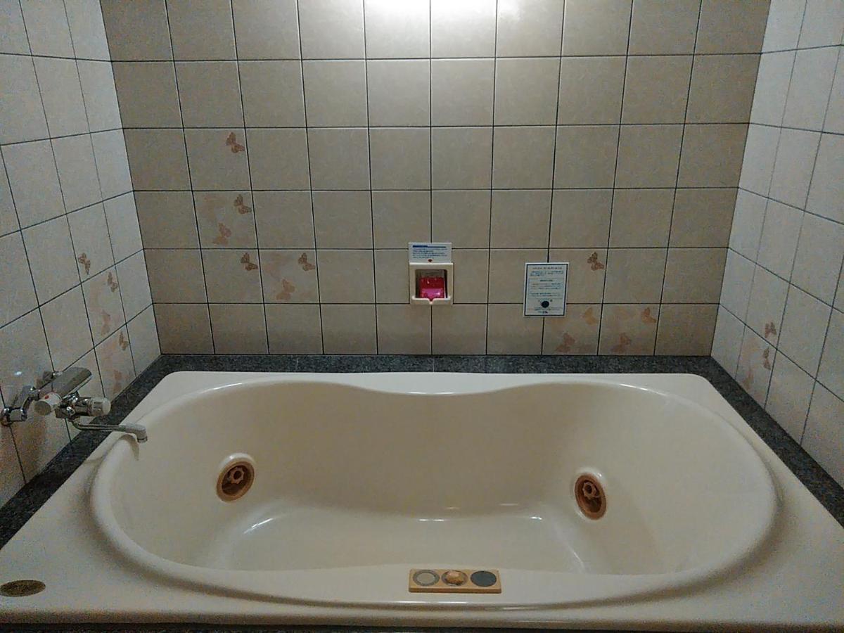 Hotel Liberty Kochi (Adults Only) المظهر الخارجي الصورة